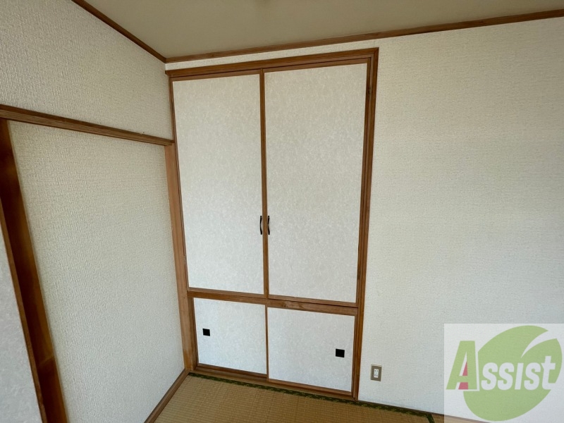 収納　和室の押入になります。荷物がたくさんあっても大丈夫。