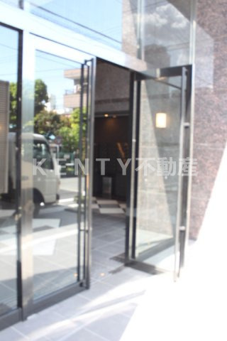 エントランス　清潔なエントランスです