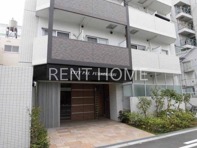 エントランス　オートロック完備