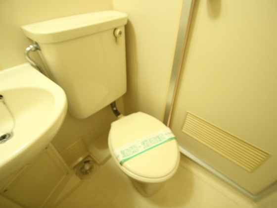 トイレ　※他部屋のお写真になります