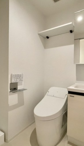 トイレ　トイレ