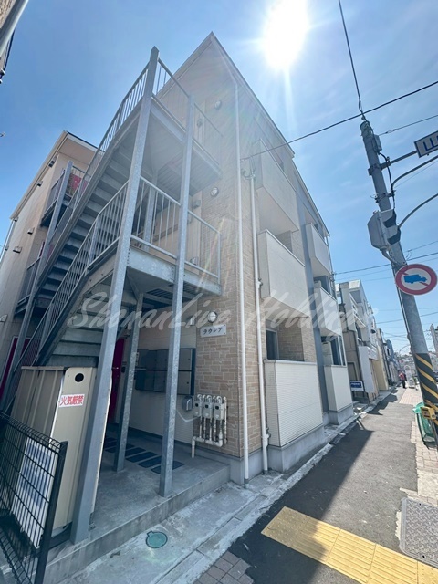 エントランス　メールボックスで郵送物安心♪