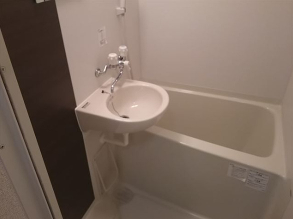 バス・シャワールーム　清潔感のあるバス♪
