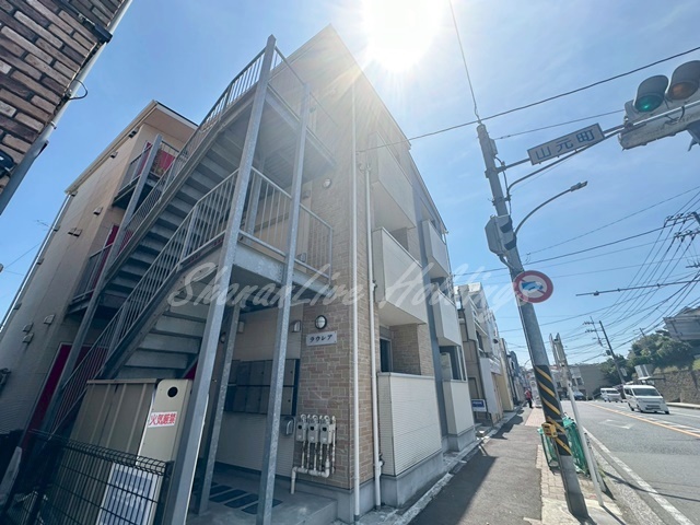 建物外観　おしゃれな外観♪
