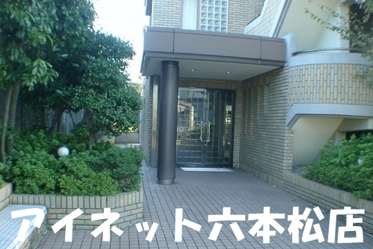 その他共有部分　オートロックで安心ですね。