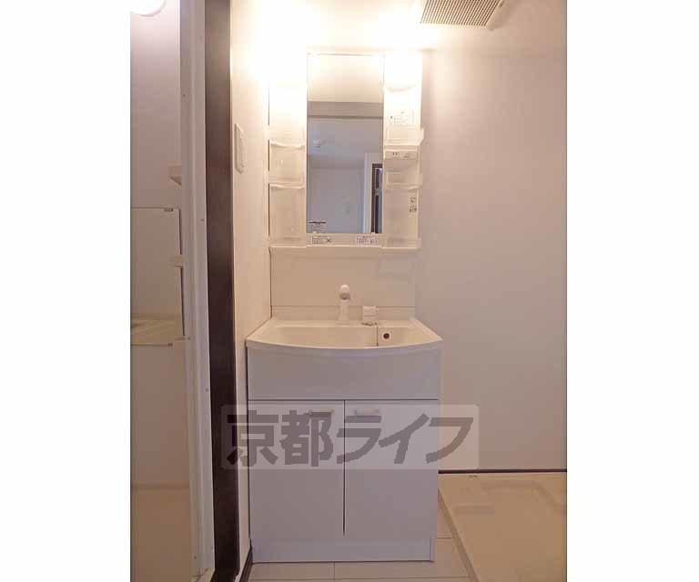洗面設備　洗面台です。