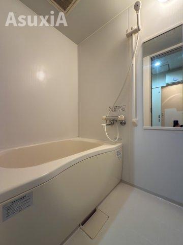 バス・シャワールーム　別タイプのお部屋の写真です