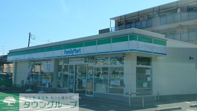 コンビニ　ファミリーマート青梅末広町二丁目店（コンビニ）まで140m