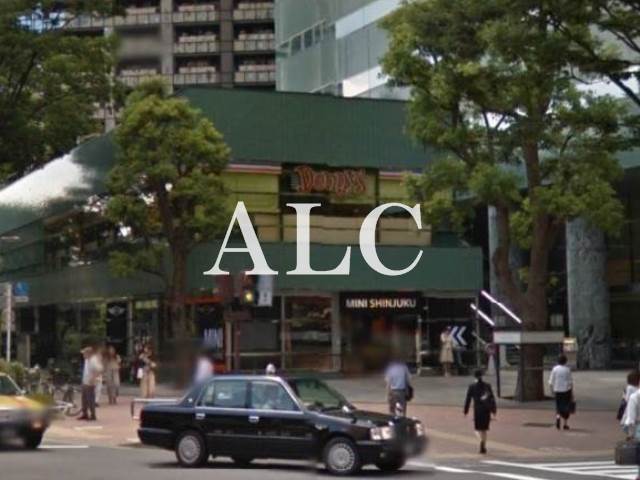 飲食店　デニーズ新宿中央公園店（飲食店）まで618m