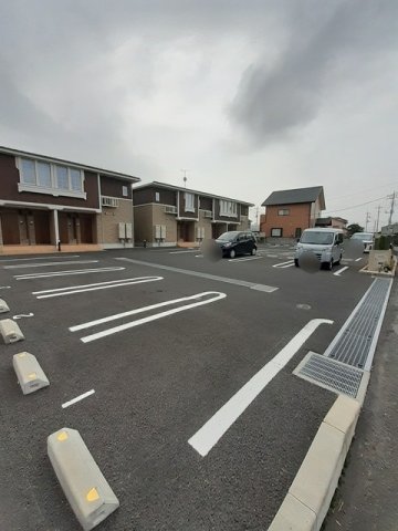 駐車場　駐車場完備です
