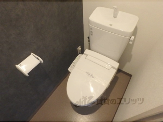 コーポ東福寺のトイレ写真