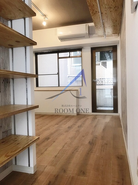 居室・リビング　洋室のお部屋です。