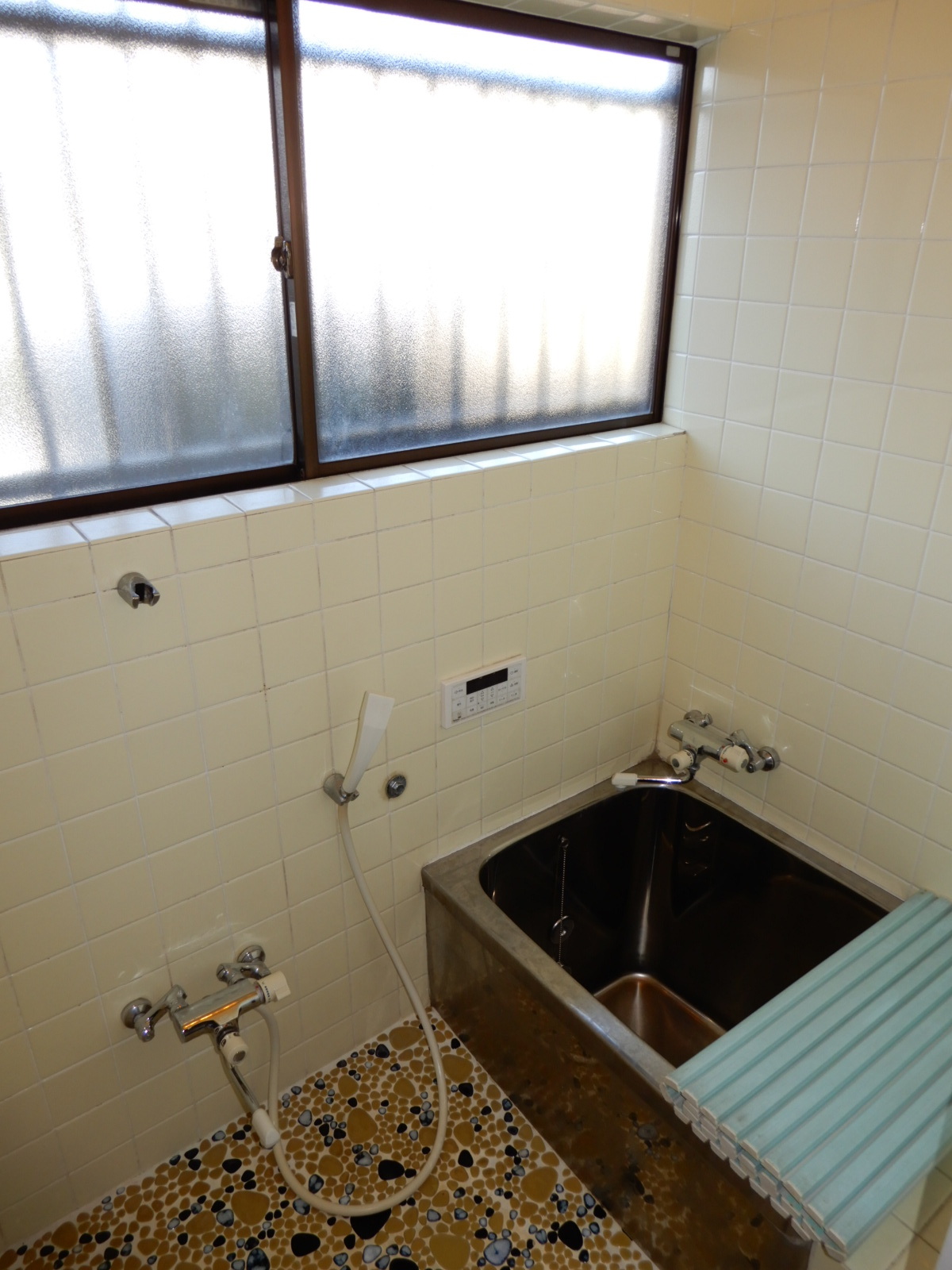 水海戸建貸家の風呂写真