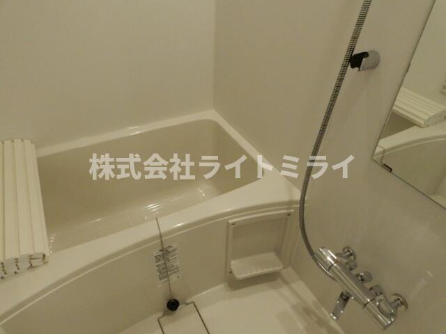 バス・シャワールーム　?