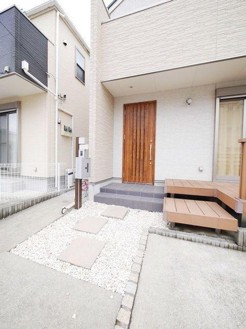エントランス　玄関ポーチ