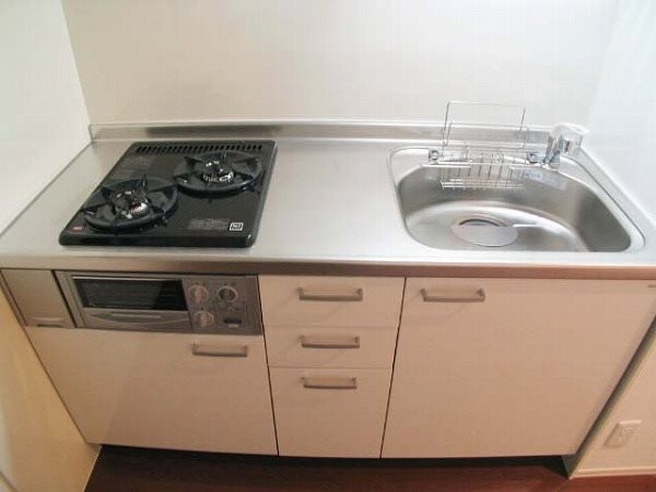 キッチン　同物件別部屋写真