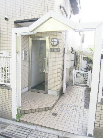 エントランス　カーサエルモーサ