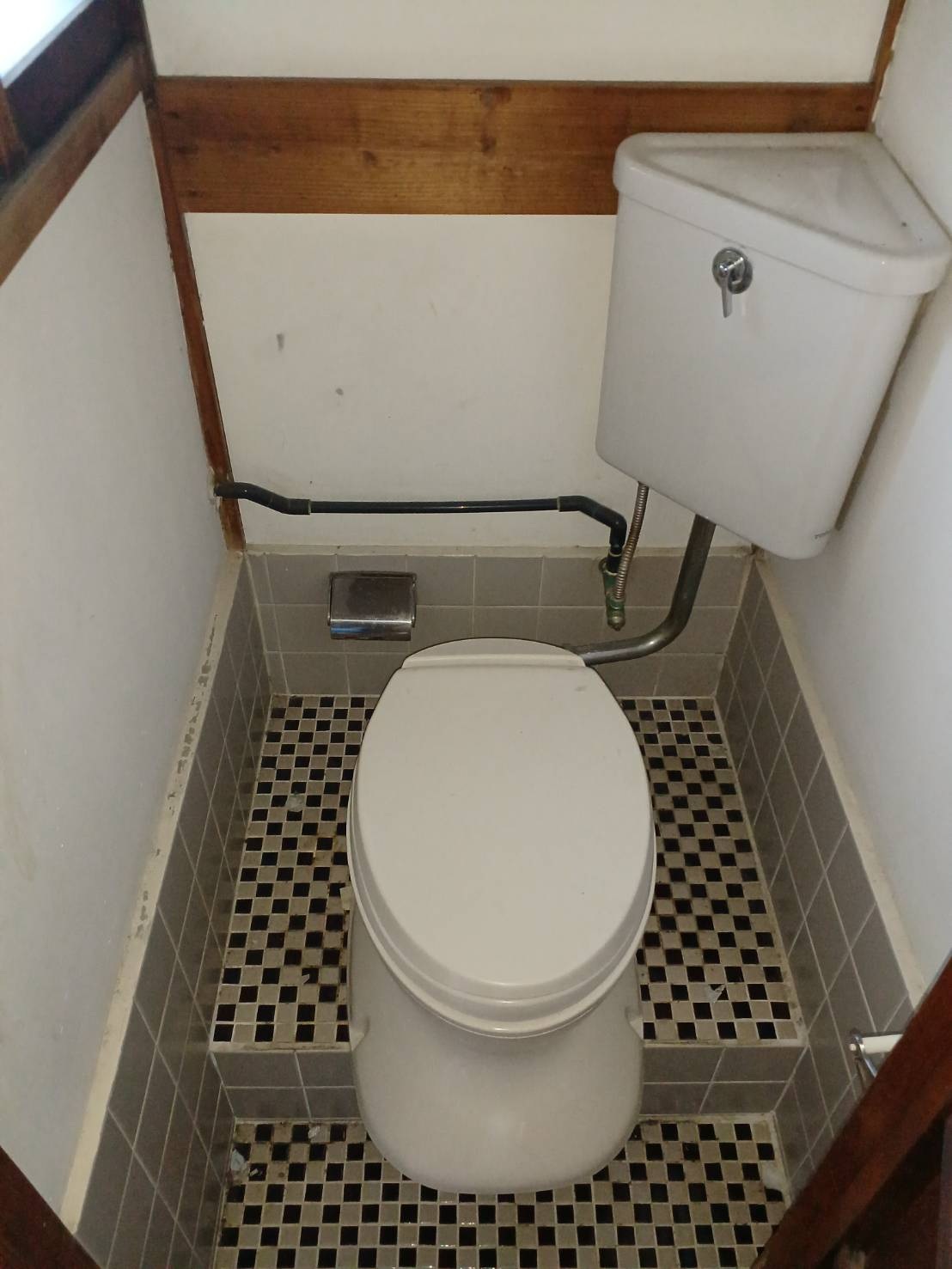 伊達文化東棟のトイレ写真