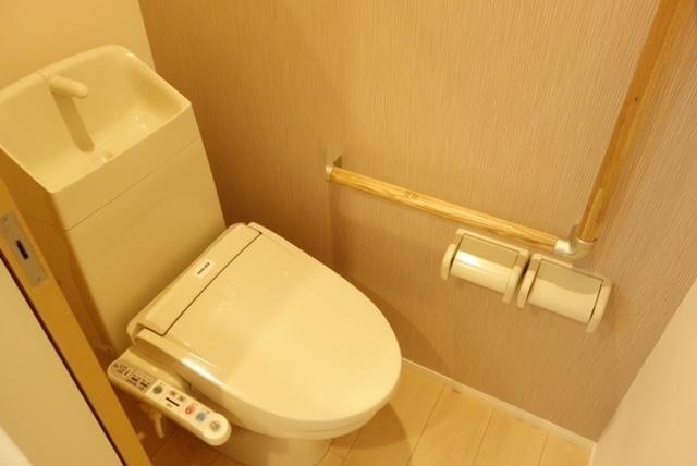 トイレ　図面と現状に相違がある場合には現状を優先