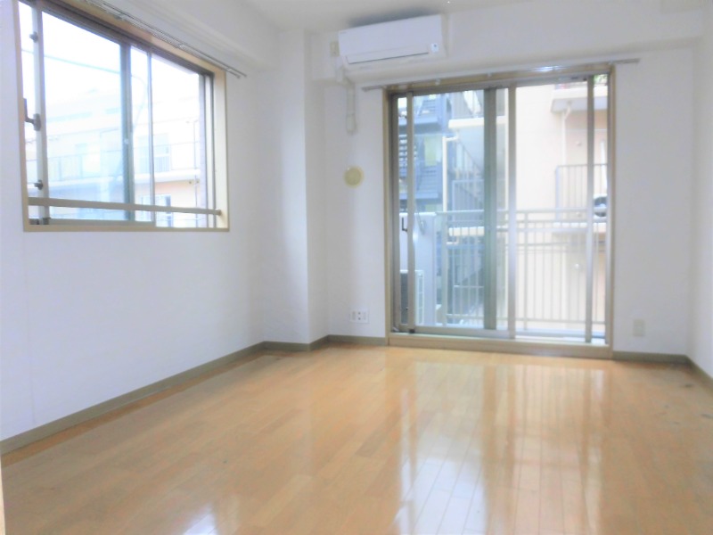 居室・リビング　９帖のお部屋です♪