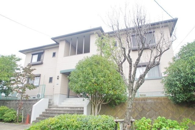 建物外観　★緑の多い立地★