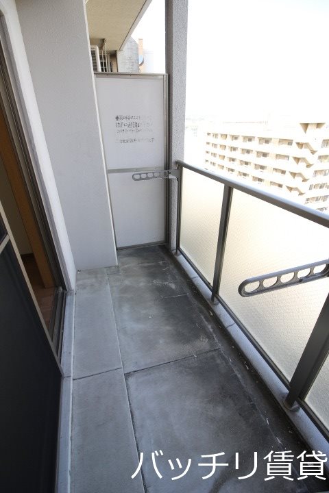 バルコニー　別号室の画像。現況を優先します。