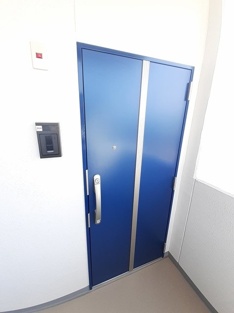 玄関　図面と現状に相違がある場合には現状を優先