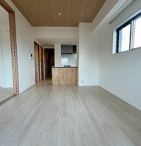 居室・リビング　※別部屋の参考写真です。