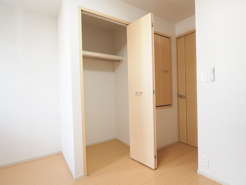 収納　※別号室の写真です。