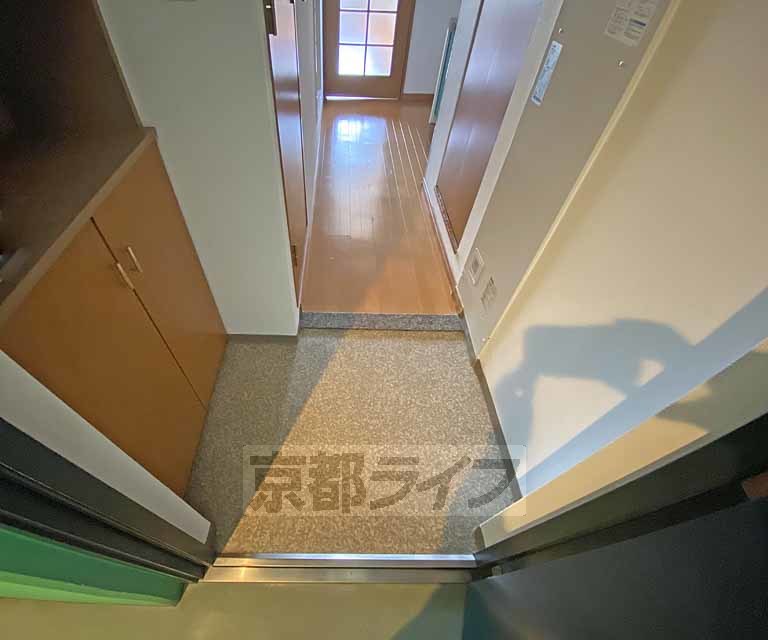 玄関　玄関です。