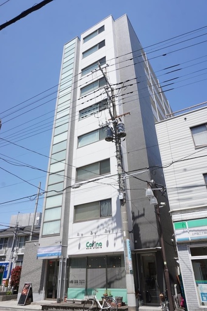 建物外観　戸田公園駅徒歩７分（５６０ｍ）の９階建てマンション