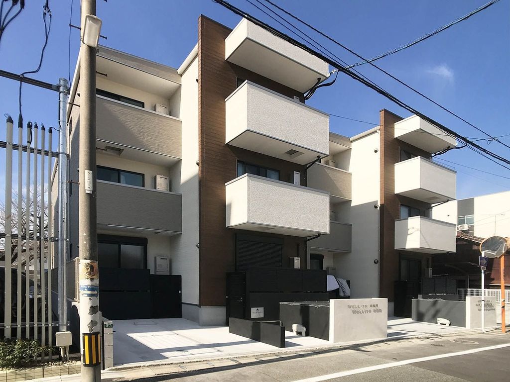 建物外観　現状優先とし写真は参照とする。