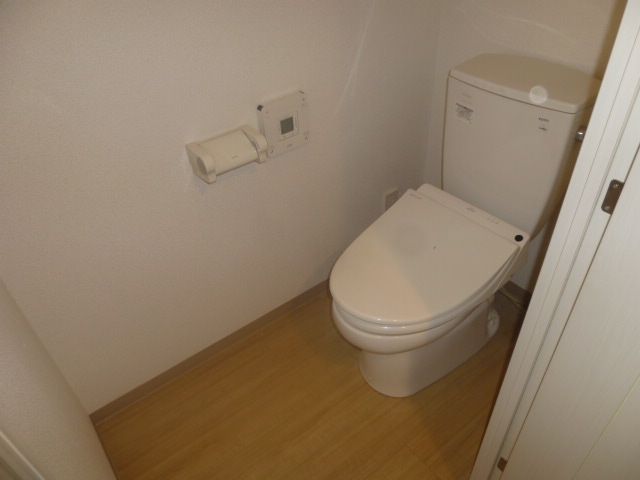 アーバンレックス西新井IIのトイレ写真