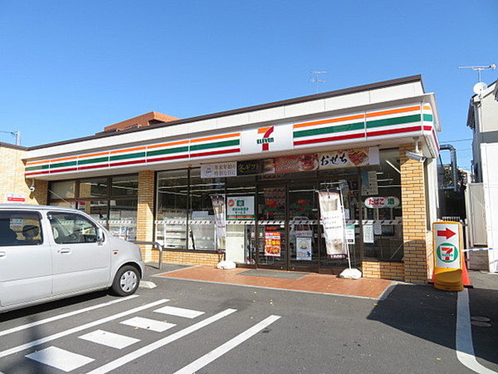 コンビニ　セブンイレブン 福生加美平3丁目店（コンビニ）まで260m