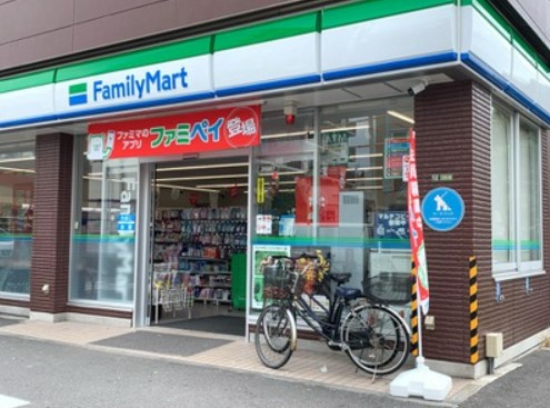コンビニ　ファミリーマート 世田谷若林一丁目店（コンビニ）まで1000m