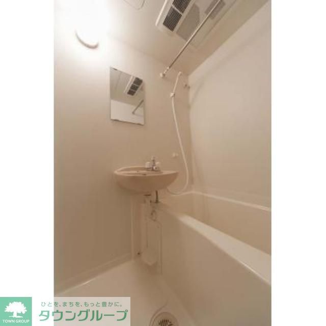 バス・シャワールーム　※写真は同タイプ住戸です。