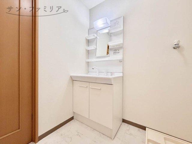 洗面設備　同一物件別部屋写真　イメージ