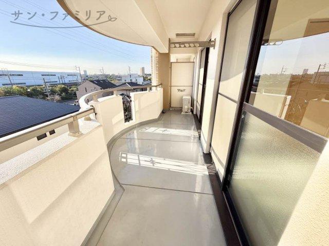 バルコニー　同一物件別部屋写真　イメージ