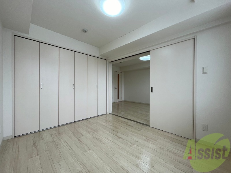 その他部屋・スペース　白を基調とした明るい印象のお部屋になっています！
