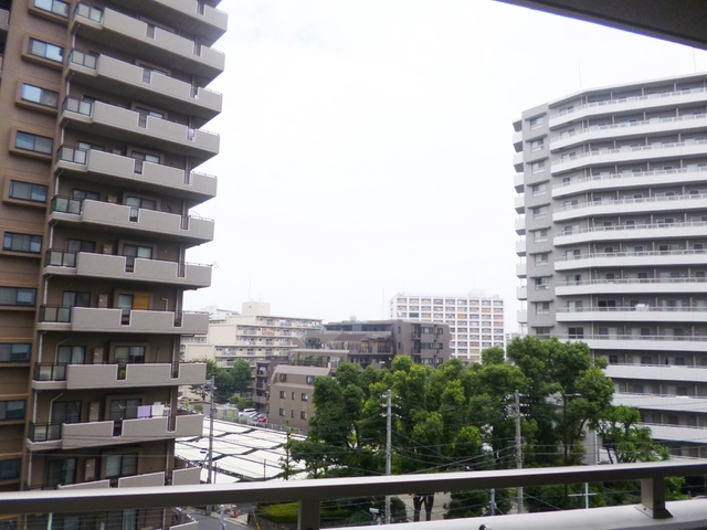 眺望　バルコニーからの景色です☆