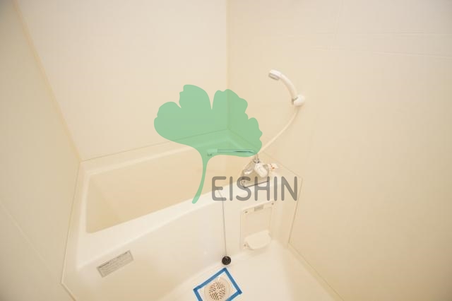 バス・シャワールーム　清潔感のある浴室です！