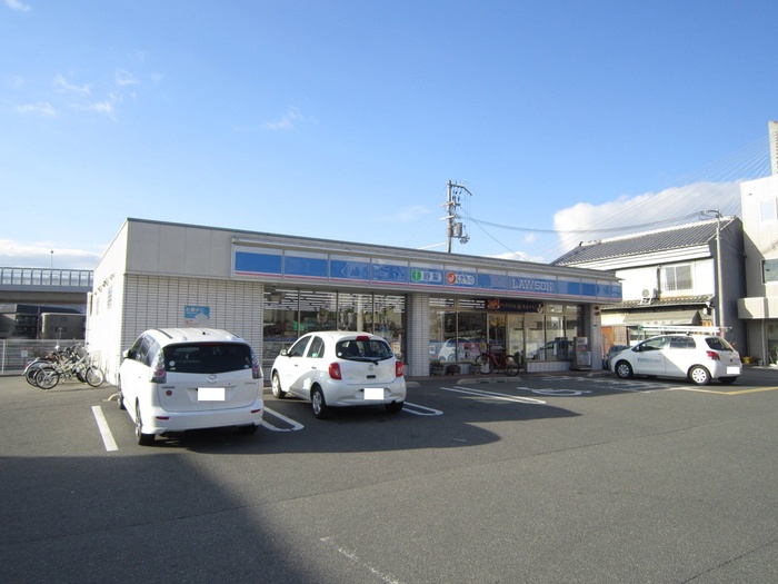 コンビニ　ローソン（コンビニ）まで350m
