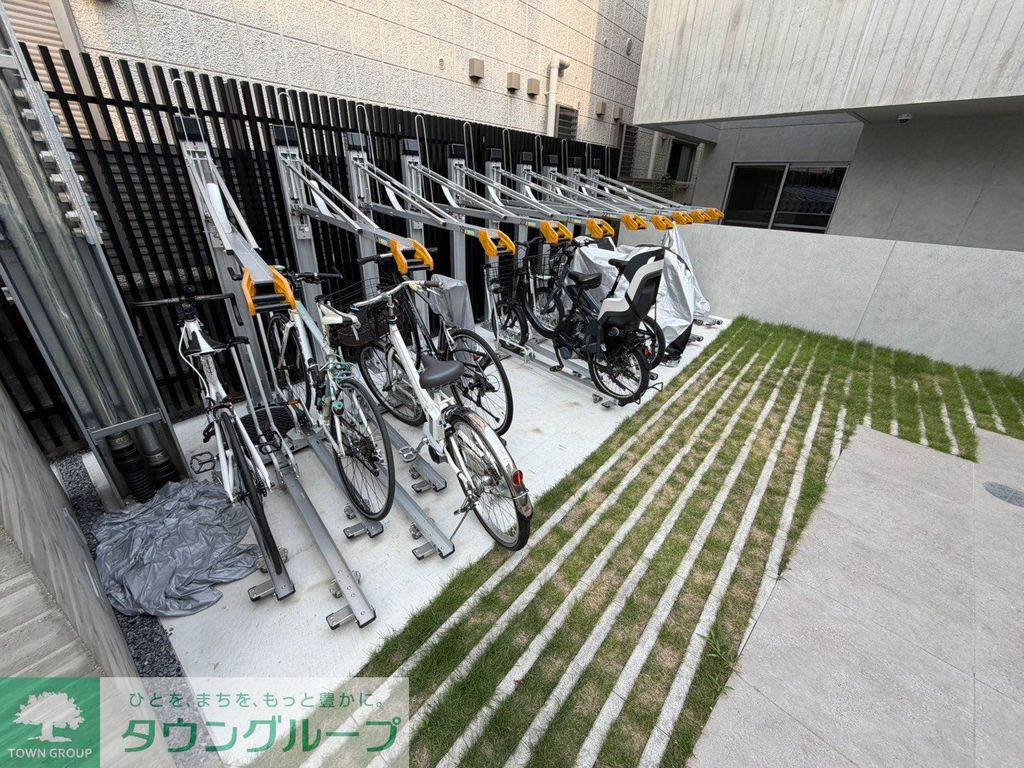 駐車場　駐車場