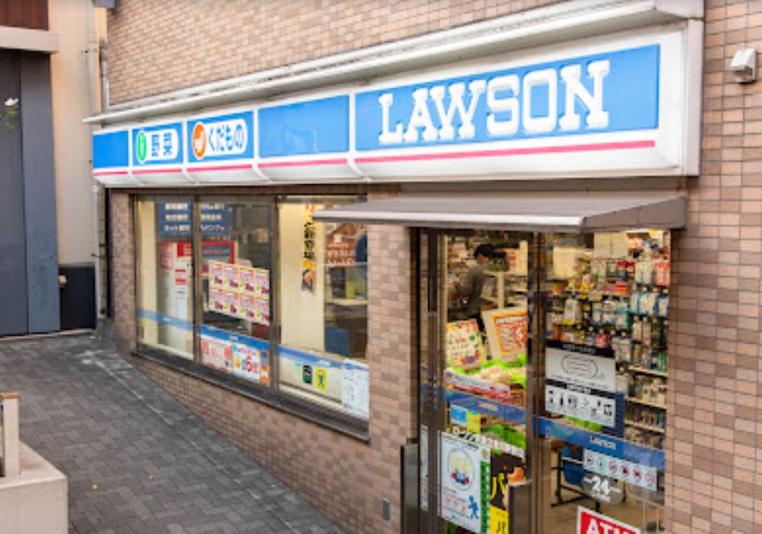 コンビニ　ローソン H京急立会川駅前店（コンビニ）まで363m