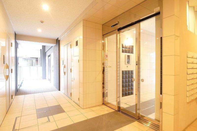 建物外観　外観は落ち着いています