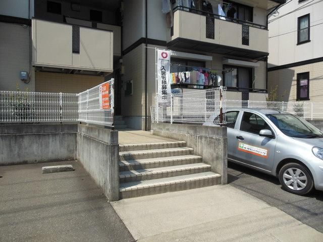エントランス　★玄関前です★