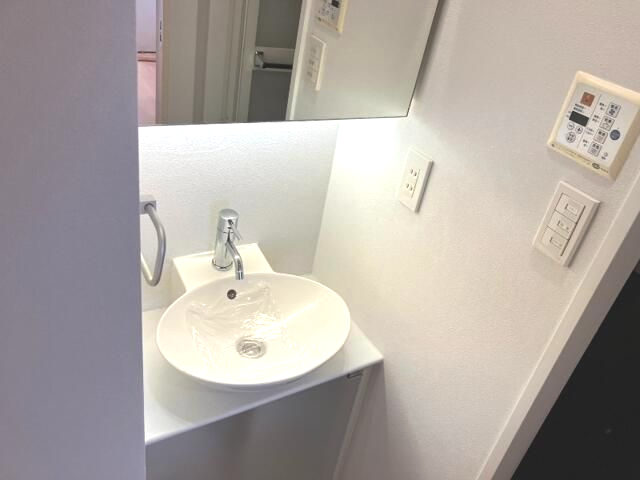 洗面設備　使いやすい洗面所です