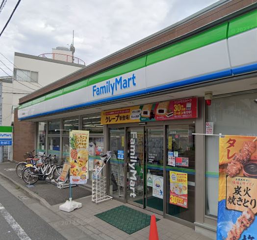 コンビニ　ファミリーマート 仙川駅西店（コンビニ）まで444m