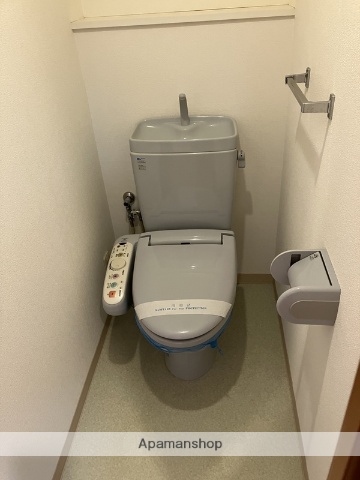 ブルーライン 伊勢佐木長者町駅 徒歩3分 11階建 築25年のトイレ写真