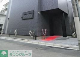 西武新宿線 沼袋駅 徒歩1分 3階建 築3年の外観写真